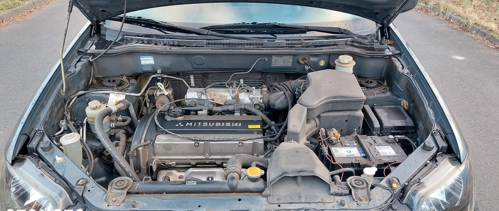 Mitsubishi Outlander cena 13999 przebieg: 206000, rok produkcji 2003 z Wrocław małe 466